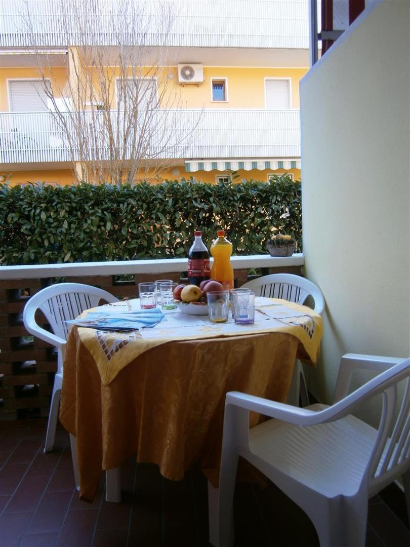 Glicini Apartment Bibione Luaran gambar